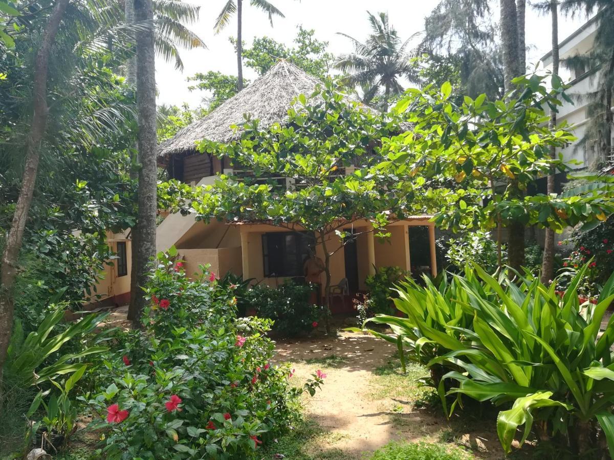 Sukriti Beach Resort วาร์คาลา ภายนอก รูปภาพ