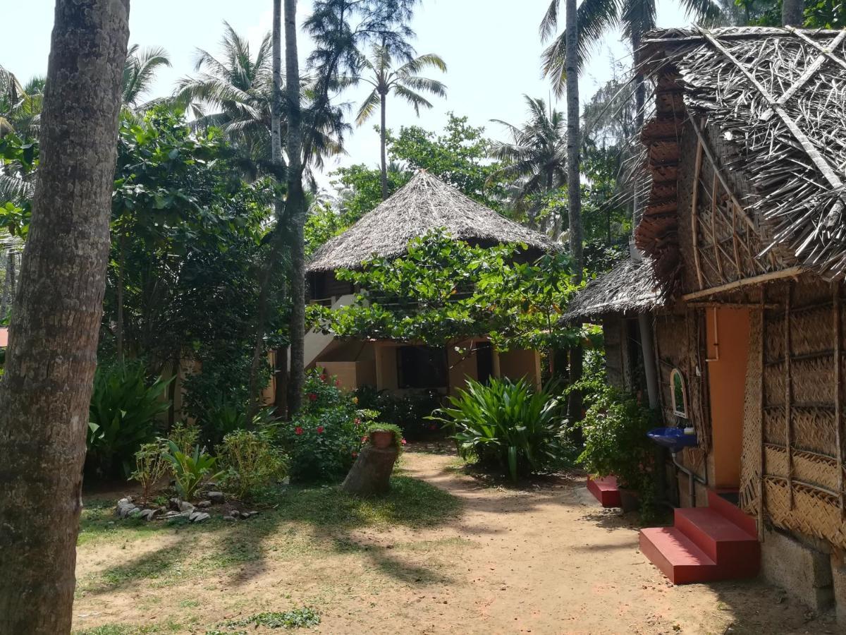 Sukriti Beach Resort วาร์คาลา ภายนอก รูปภาพ