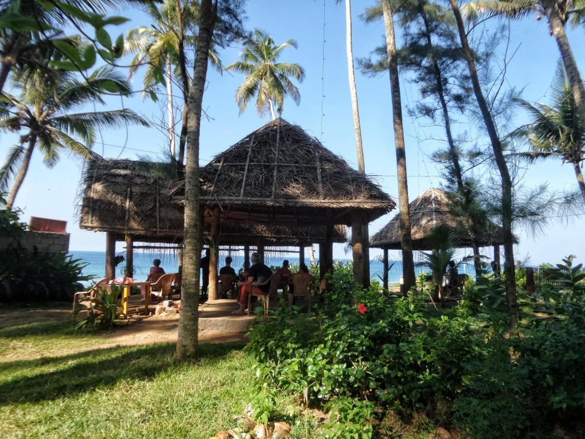 Sukriti Beach Resort วาร์คาลา ภายนอก รูปภาพ
