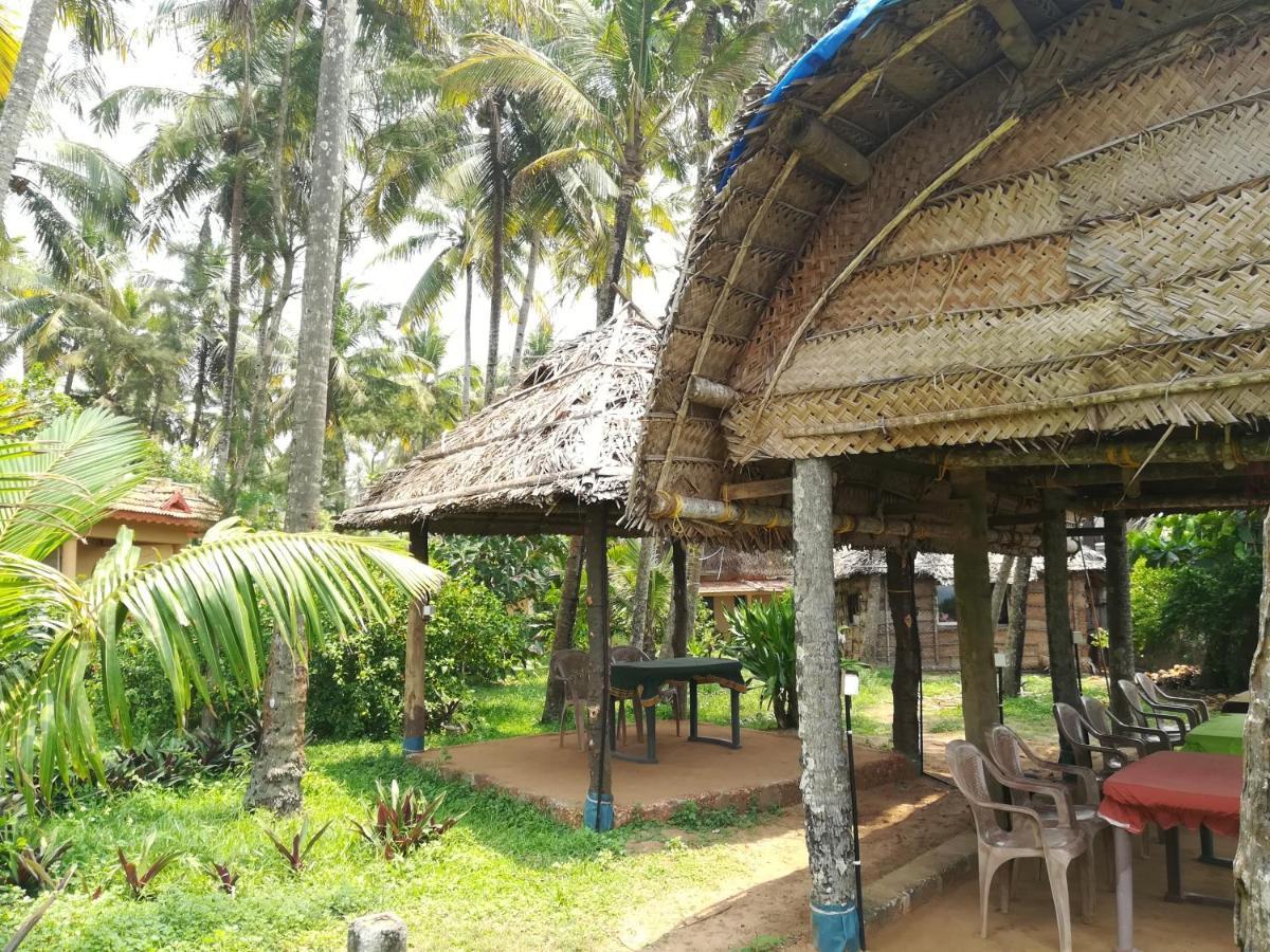 Sukriti Beach Resort วาร์คาลา ภายนอก รูปภาพ