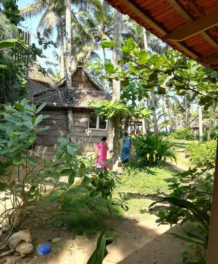 Sukriti Beach Resort วาร์คาลา ภายนอก รูปภาพ